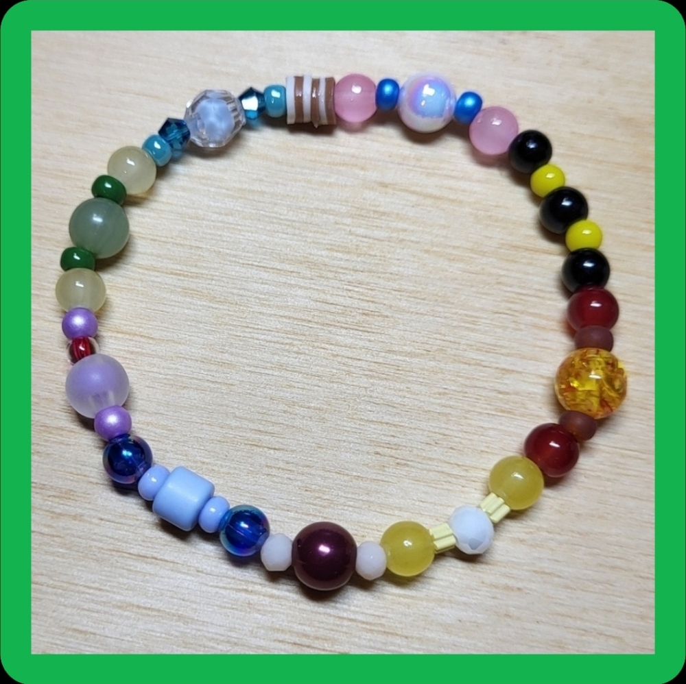 Eevee-lutions Friendship Bracelet, Size 8"